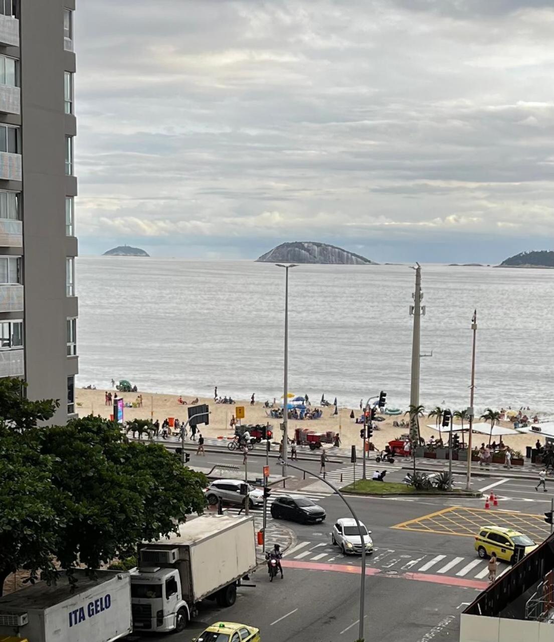 Apartamento Leblon Luxury, 20m Beach, Swimming Pool